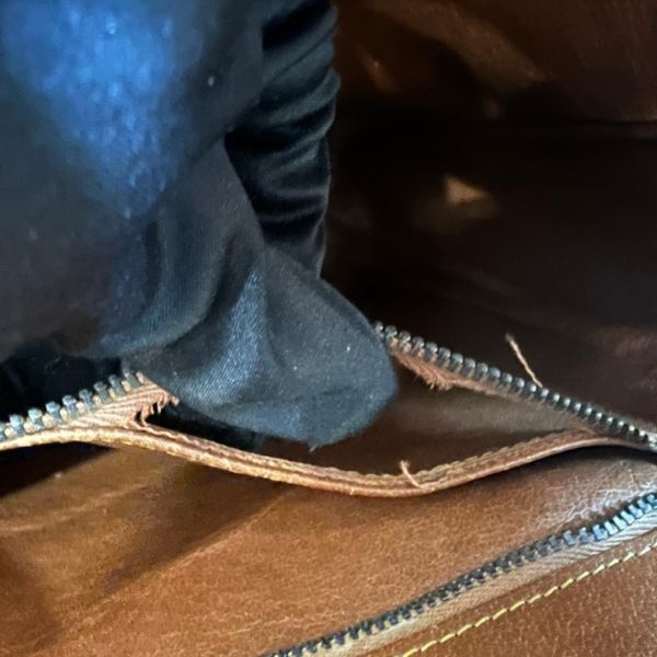 Louis Vuitton 直式書包 