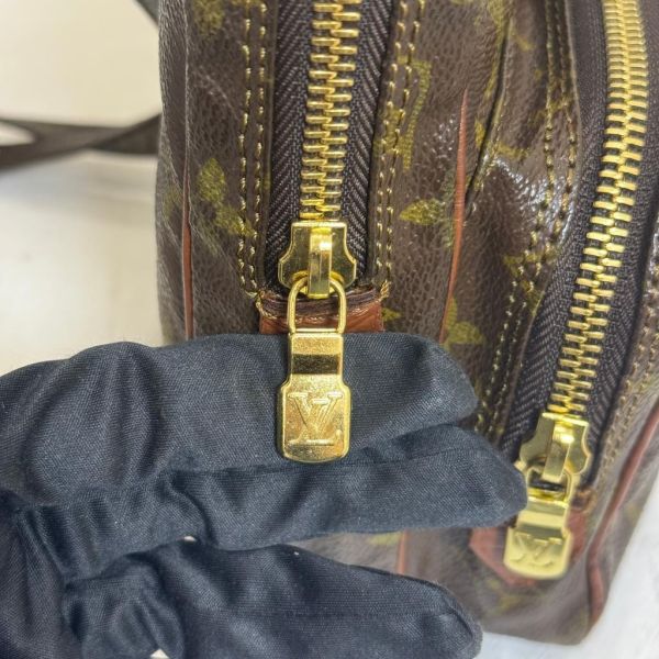 Louis Vuitton 雙層相機包 