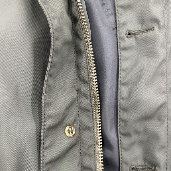 Burberry 經典尼龍大衣 