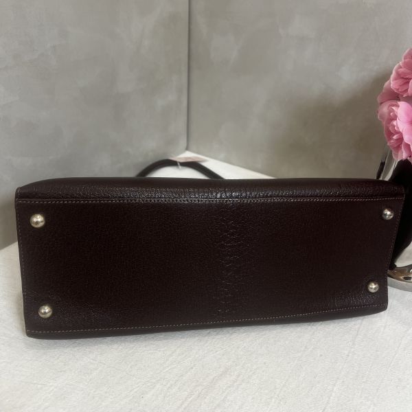 Hermès  深咖銀扣 