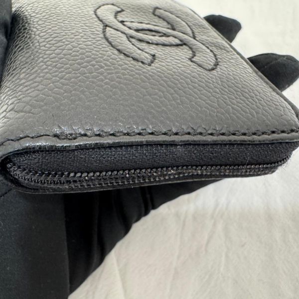 Chanel 魚子醬零錢包 