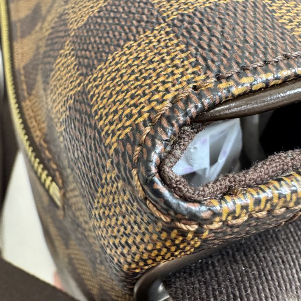 Louis Vuitton 鐵牌掀蓋肩背袋 