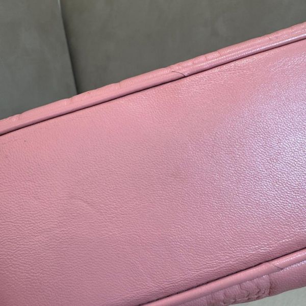 Chanel 浮雕粉色托特包 