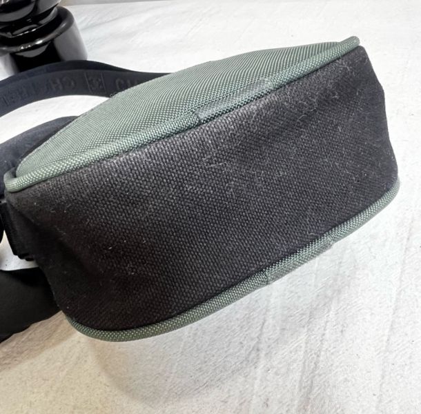 Chanel 帆布蛋蛋包 