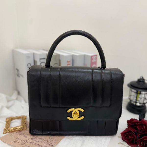Chanel 小羊皮手提袋 