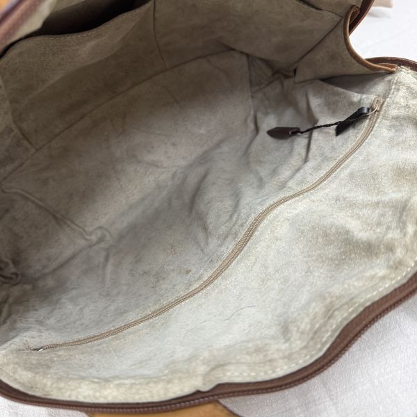 BV經典棕色小羊皮編織包 