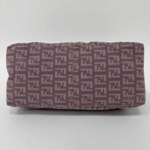 Fendi 芬迪 淺紫色迷你手拿包 