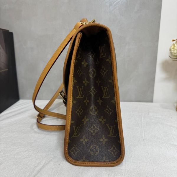 Louis Vuitton 復古郵差包 