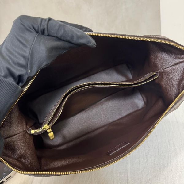 Louis Vuitton 棋盤格拉鏈手拿包 