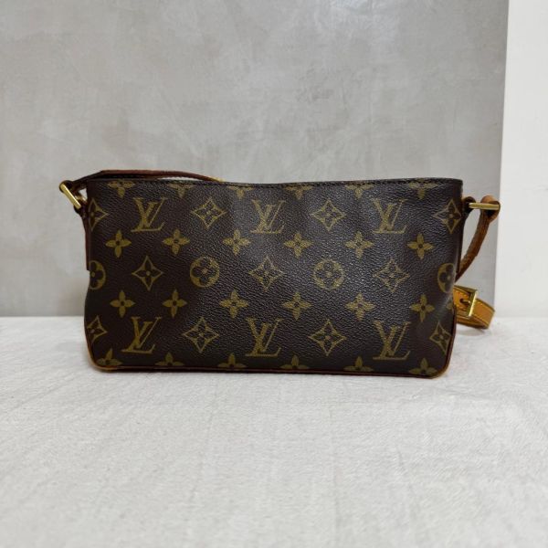 Louis Vuitton 金釦單肩包 