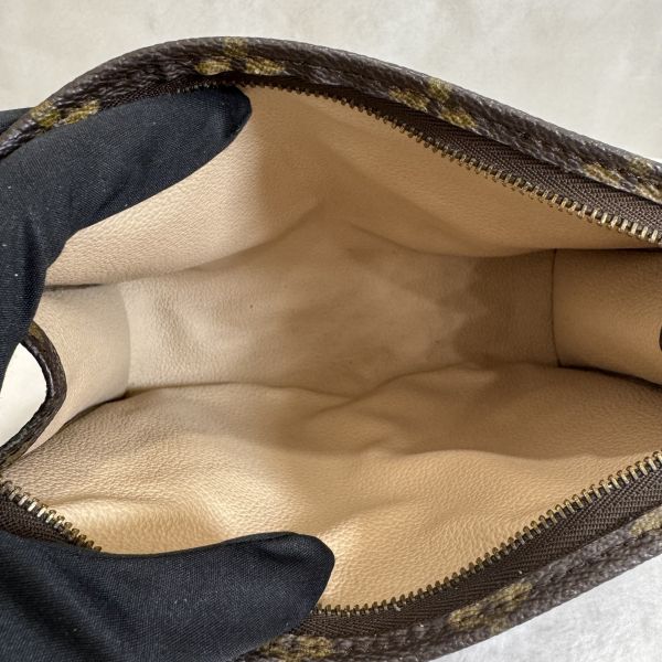 Louis Vuitton 老花 小號洗漱手拿包 