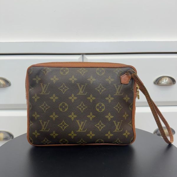 Louis Vuitton 方型手拿包 