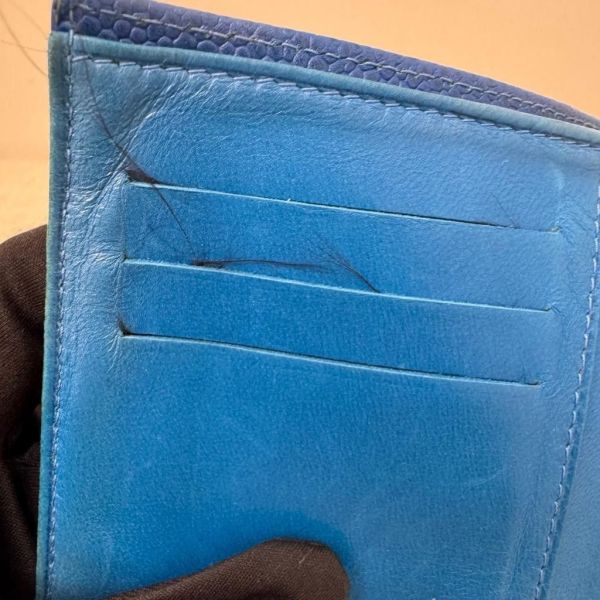 Chanel 深藍 魚子醬短夾 