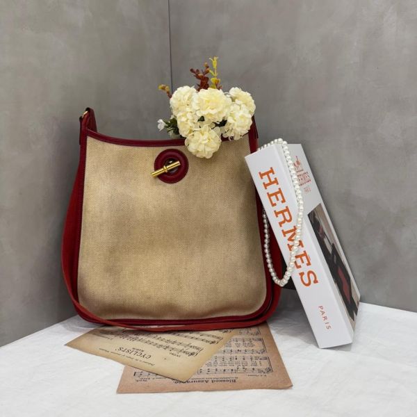 Hermès Vespa 紅色帆布拼接包 