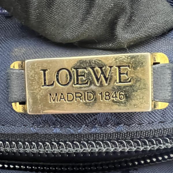 LOEWE 經典 Nappa 束口福袋包 
