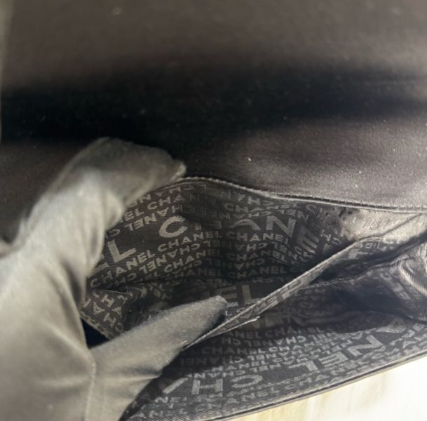 Chanel 限量款絲綢網布鏡子包 