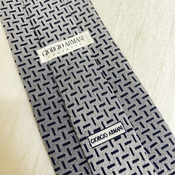 Giorgio Armani 藍色鎖鏈領帶（中古） 