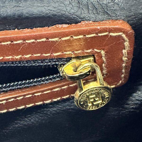 Fendi 芬迪 經典 Pequin 系列迷你波士頓包 