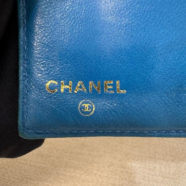 Chanel 深藍 魚子醬短夾 