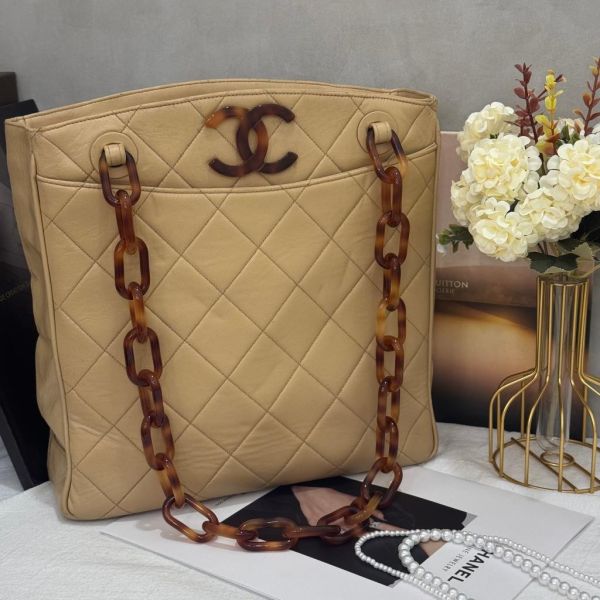 Chanel 香奈兒直立復古肩背包 
