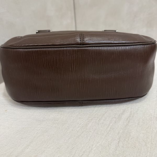 Louis Vuitton 深咖包袋 