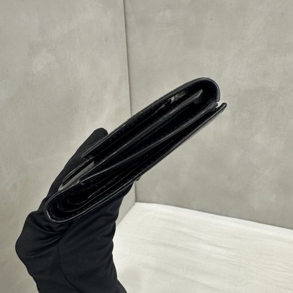 Gucci 黑色漆皮零錢袋短夾 