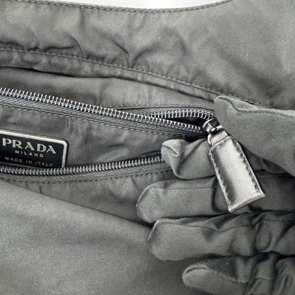 PRADA 經典Tessuto 尼龍單肩包/斜背包 