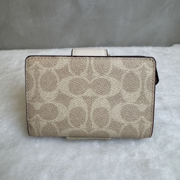 COACH 立體馬車緹花米白中夾 