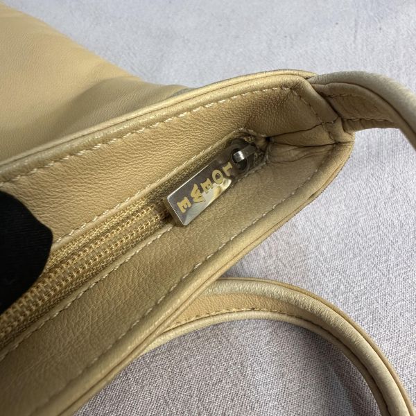 LOEWE 復古肩背包 