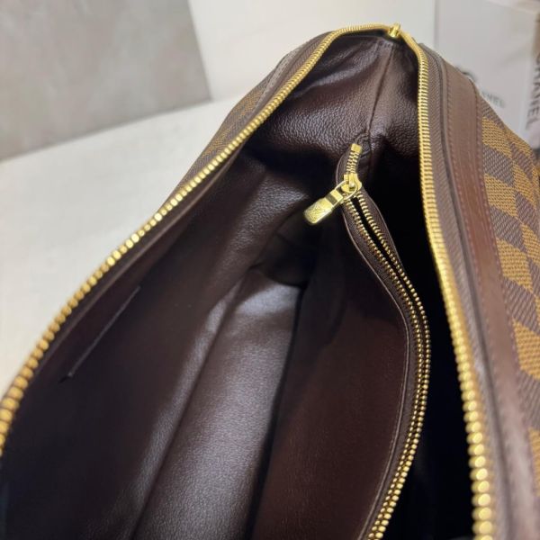Louis Vuitton 棋盤格拉鏈手拿包 