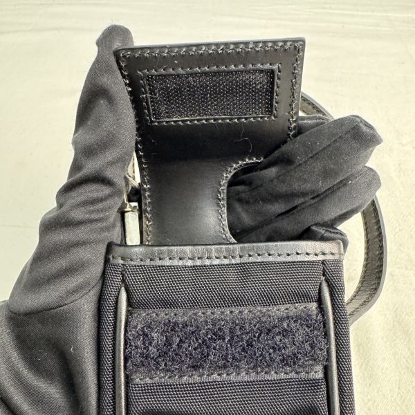 Gucci 黑色尼龍多功能鑰匙包 