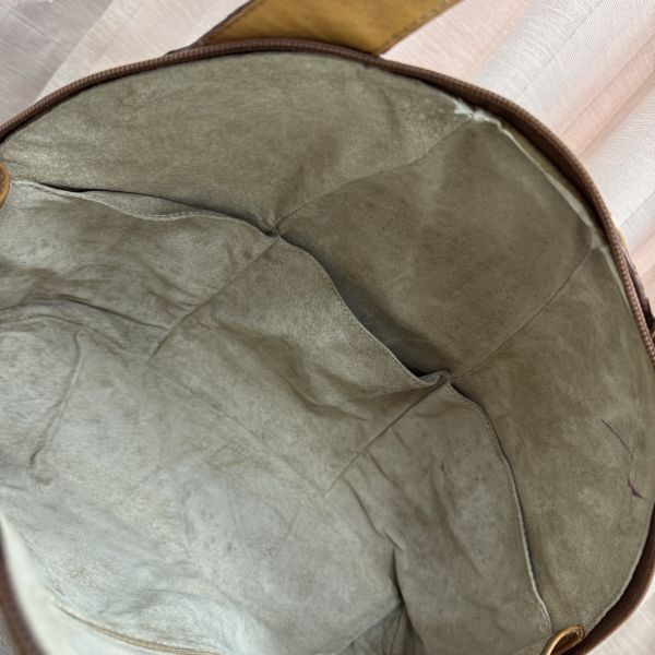 BV經典棕色小羊皮編織包 