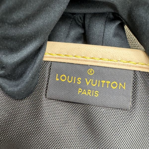 Louis Vuitton Monogram 帆布便攜式西裝袋 