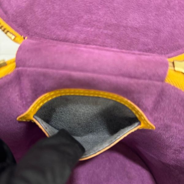 Louis Vuitton 圓桶手提化妝包 