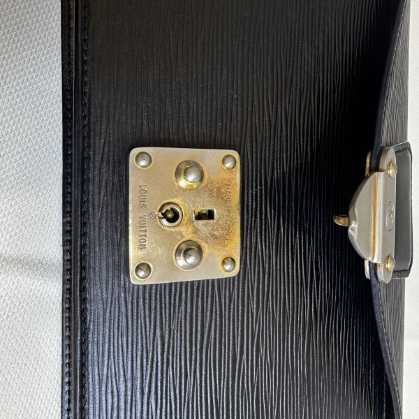 Louis Vuitton Epi手拿包 