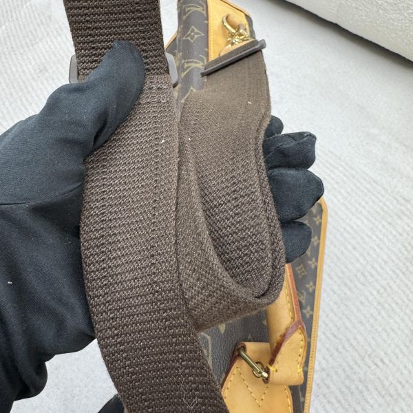 Louis Vuitton Monogram 帆布便攜式西裝袋 