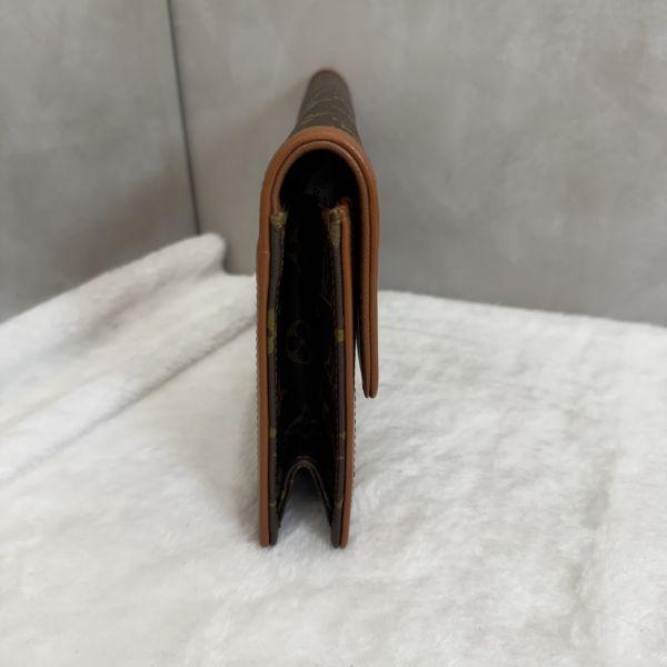 Louis Vuitton 老花紅皮手拿包 