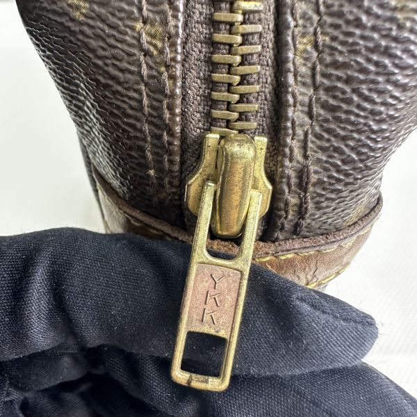 Louis Vuitton 經典手拿包 