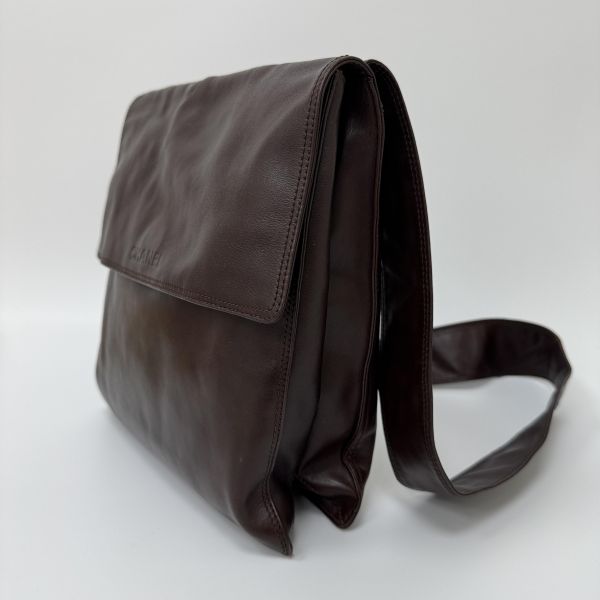 Chanel 全皮單肩斜背包 