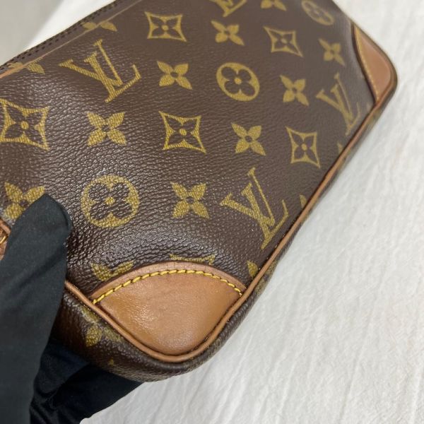 Louis Vuitton 橫版相機手拿包 