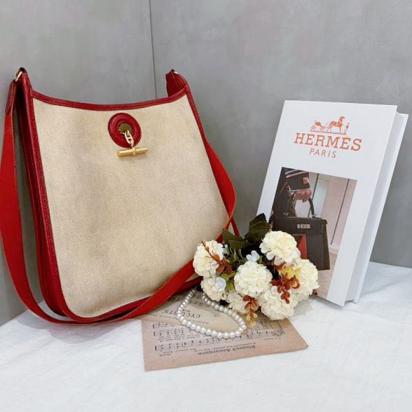 Hermès Vespa 紅色帆布拼接包 