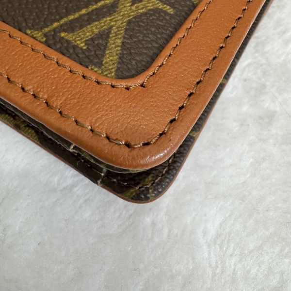 Louis Vuitton 老花紅皮手拿包 