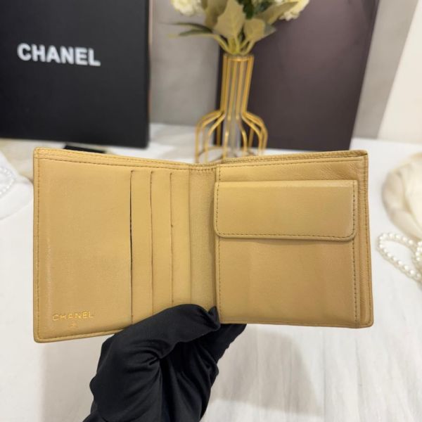 Chanel 奶茶色短夾 