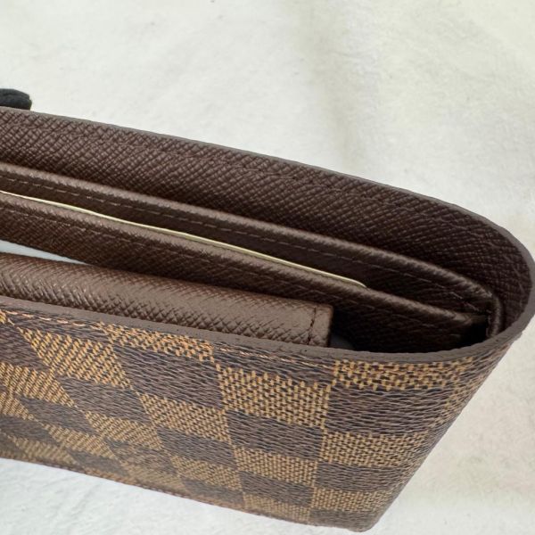 Louis Vuitton 棋盤格對開短夾 