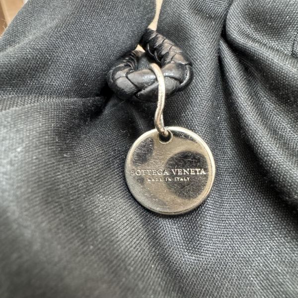 Bottega Veneta 黑色編織掛繩 