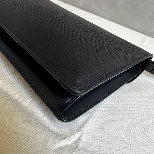 Louis Vuitton Epi手拿包 