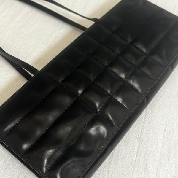 Chanel 黑色長方肩背包 