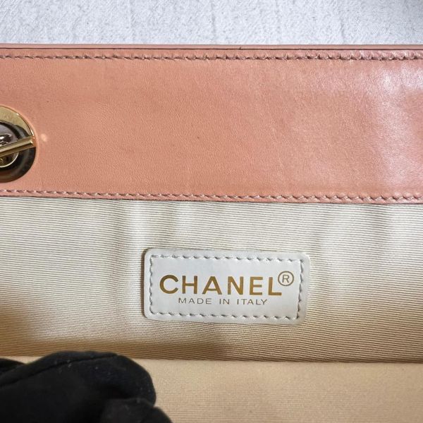 CHANEL 粉紅色帆布COCO印花包 