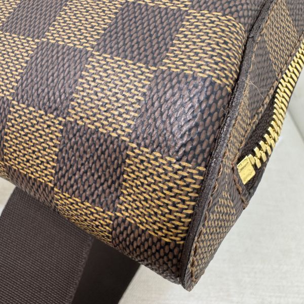 Louis Vuitton 棋盤胸包 