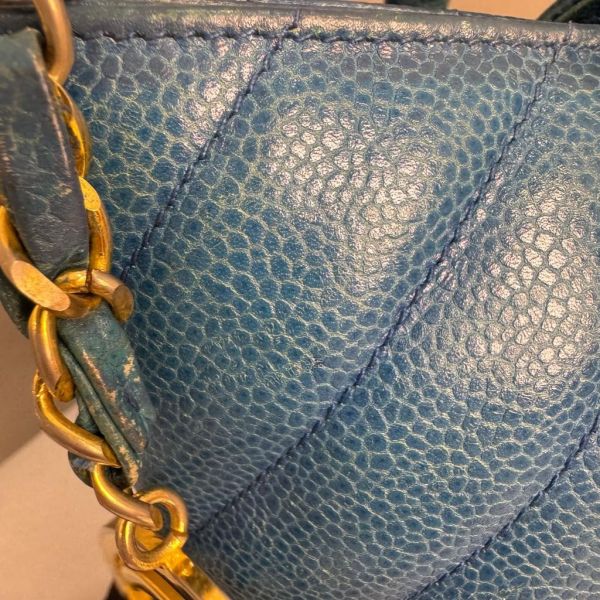 Chanel Vintage Chevron Caviar Tote 藍色 